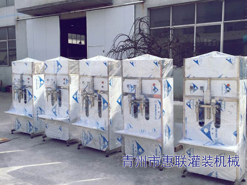 調(diào)味品灌裝機 調(diào)味品灌裝機